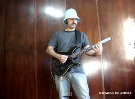 ricardo-de-andrc3a9-guitarrista-mc3basic