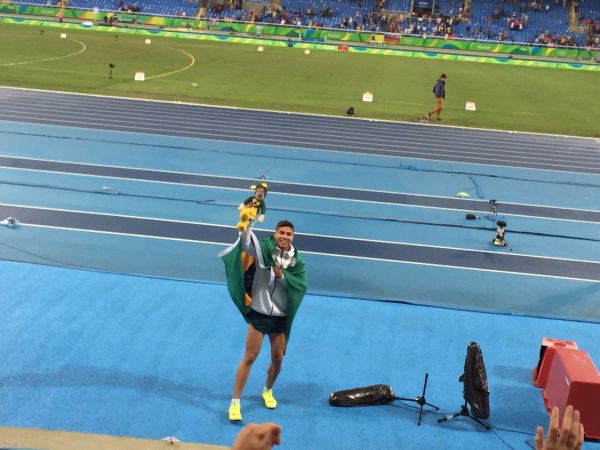 Chapolins brasileiros - Rio 2016 - Medalhito - Thiago Braz, ouro no salto com vara